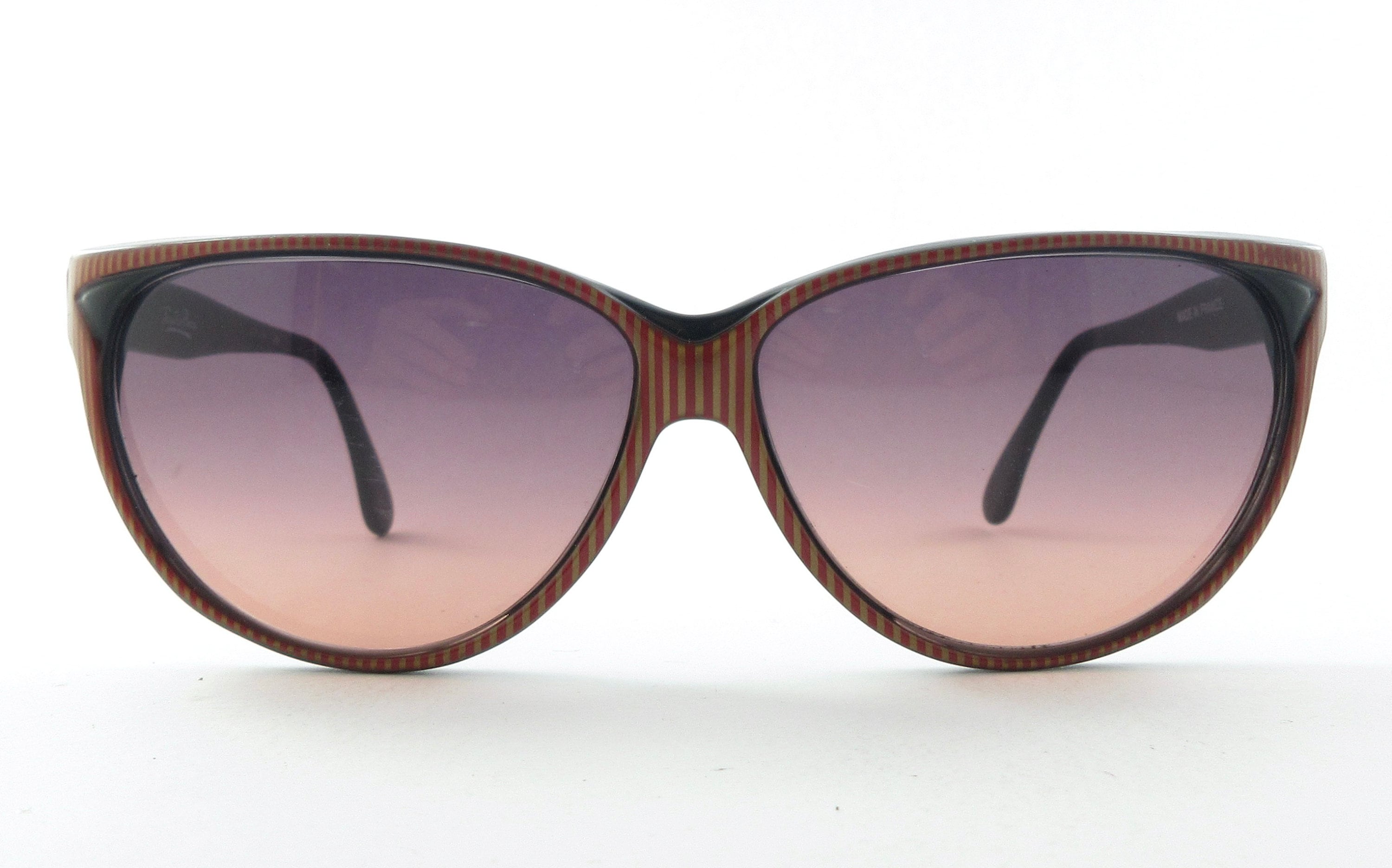 Pink Pucci “90’s”  sunglasses Soft pastels, textured tweed, mini statement bags and retro  main image 3