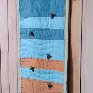 Sea Turtle Wall Hanging, Sea Turtle Wall Quilt, Sea Turtle Wall Decor, Sea Turtle Art, Sea Turtle Wall Art, Beach Wall Art, Beach Wall Quilt