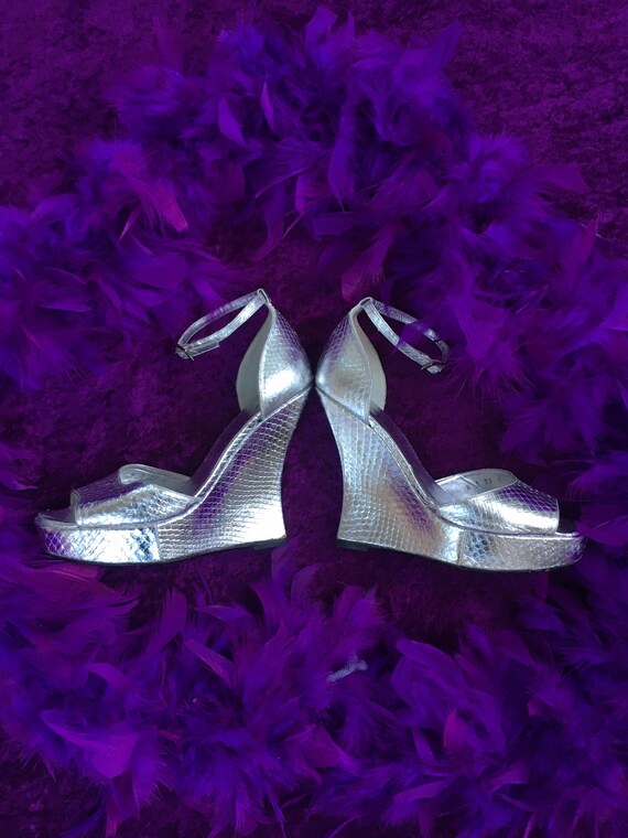 Terry de Havilland Silver Snakeskin Sandals 39 6 9