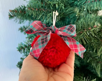 Rustic Christmas balls pom pom , Country Christmas