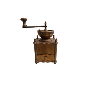 Vintage copper coffee grinder, kitchen decoration