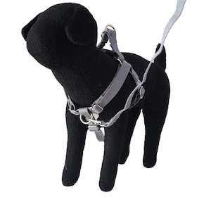 Eco Friendly Bamboo &#39;Dual Clip&quot; Step-In Dog Harness - Pebble (gray)
