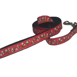 Eco Friendly Bamboo Pet Leash - &#39;Save The Honey Bee&#39; (Red / Black)
