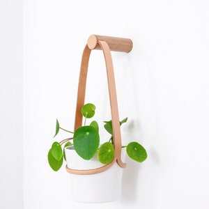 Peg Wall Planter Light Tan , plant hanger, leather plant holder, plant holder, wall planter, stocking filler, christmas gift