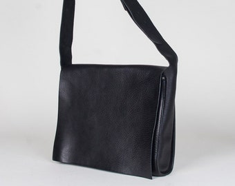 Medium Black Messenger Bag, leren herentas, laptoptas, vaderdagcadeau, cadeau voor hem, cadeau voor haar