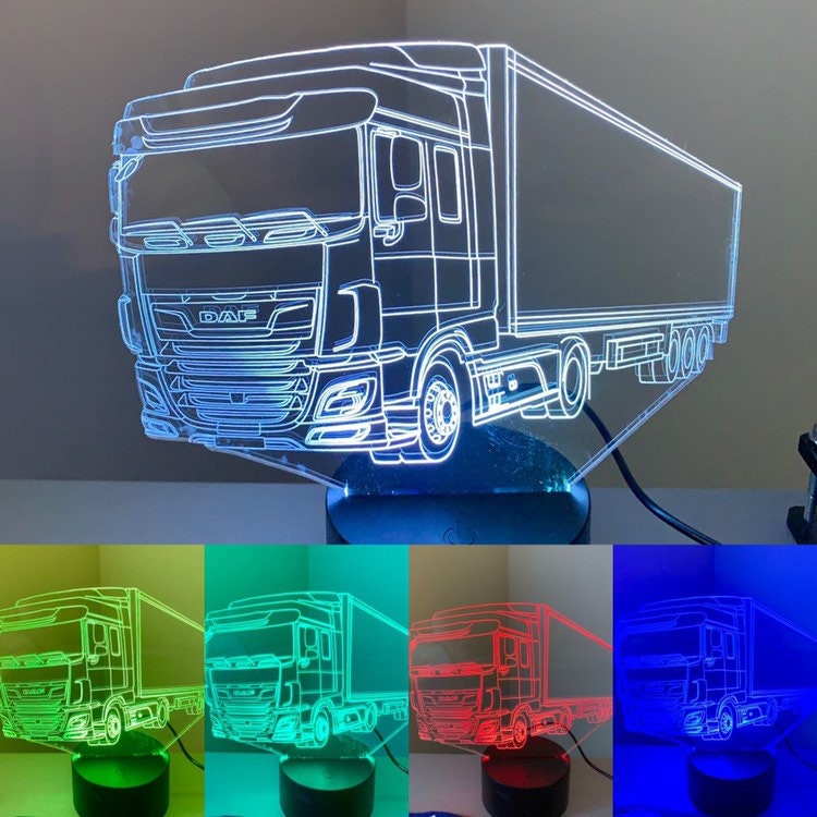LAMPE 3D - camion DAF porteur - KISSKISSMETAL à Ouges