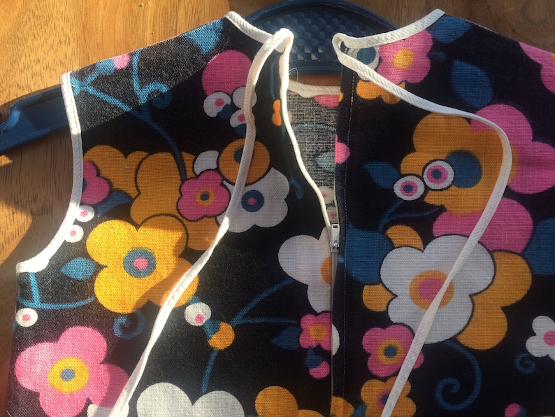 girls 1-2 years vintage 1960s flower power shift tunic in psychedelic floral print with piping trim