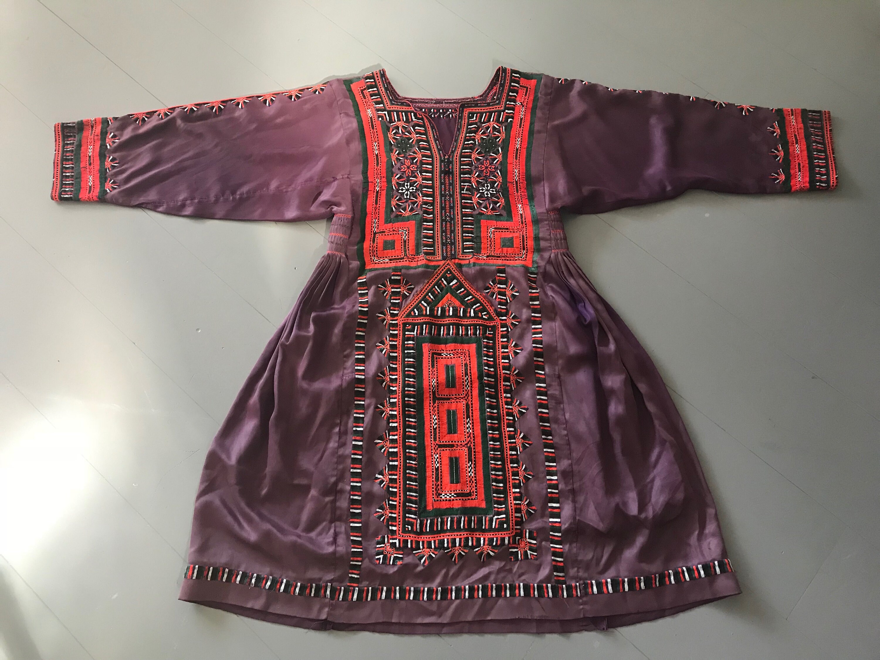 Image of Vintage Silk Afghani Hand-Embroidered Dress in Deep Plum Colour With Beautiful Detail Vermillion Red & Green