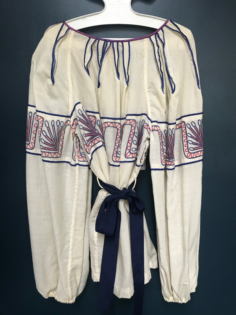 Rare 1970s Zandra Rhodes collectible cream wool gypsy top with navy sash, uk 10 12 image 2
