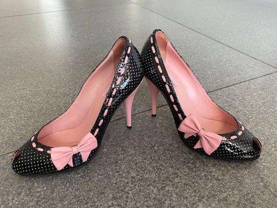 Fabulous Agent Provocateur Patent Black & Candy Pink Peep Toe -