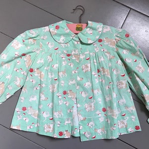 1950s mint green kitten print smock blouse w peter pan collar, girls vintage, 18m - 2 years