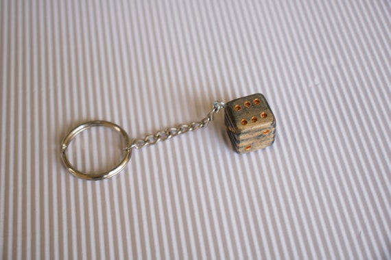 Porte-clés en bois d'ébène fait à la main, hauteur : 4 cm