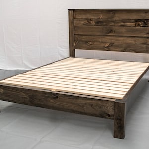 Rustic Farmhouse Platform Bed w Headboard / Traditional Platform Frame / Solid Wood Platform Bed / Modern / Urban / Cottage Platform Bed