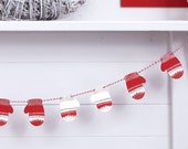 Red White Mini Mitten Wooden Bunting Garland, Mantel Decorations, Christmas Banner