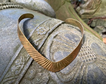 Handmade brass choker, handcrafted from India