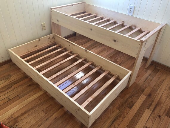 pine toddler bed
