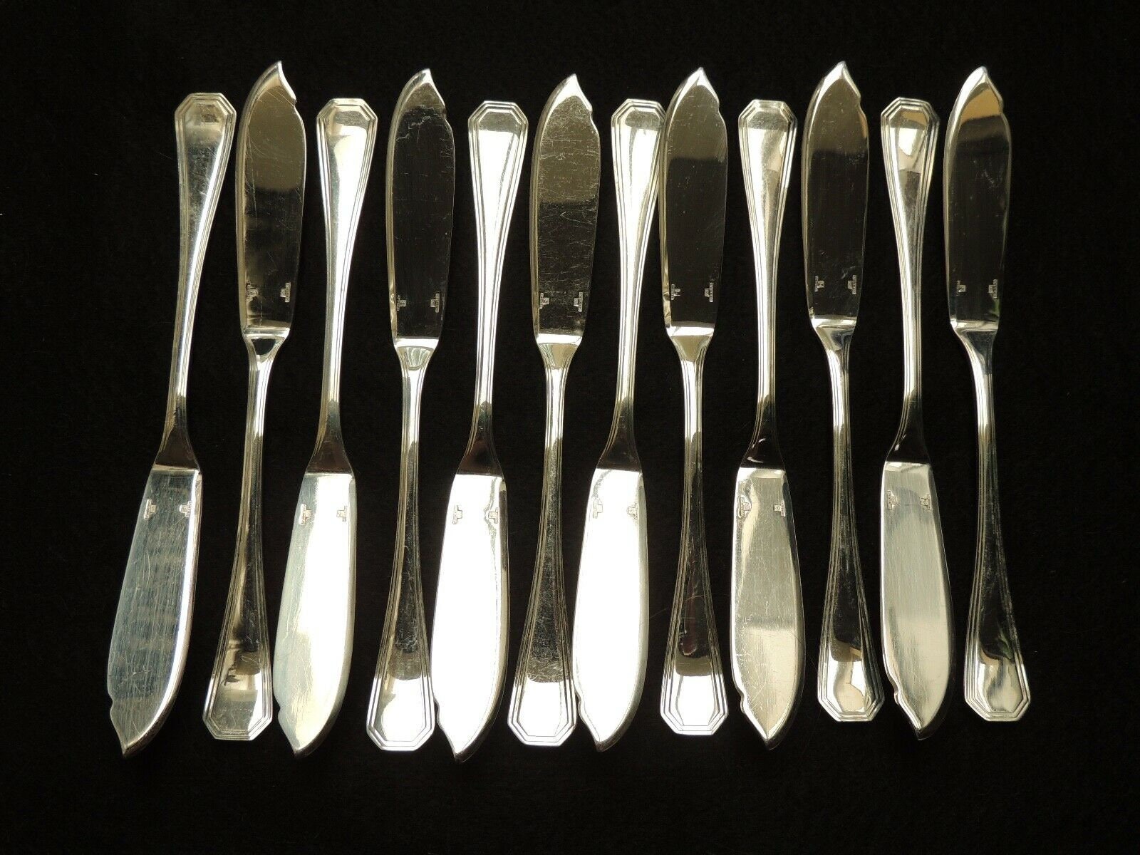 Christofle 12 Couteaux à Poisson, Modèle America Métal Argenté - 19, 5cm