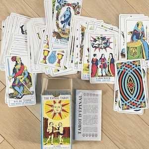 Baraja de Tarot - Tarot Epinal - Cartomancia Grimaud. Fabricada en Francia.