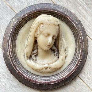 Wax Sculpture - Virgin Mary - Nineteenth High Relief Medallion