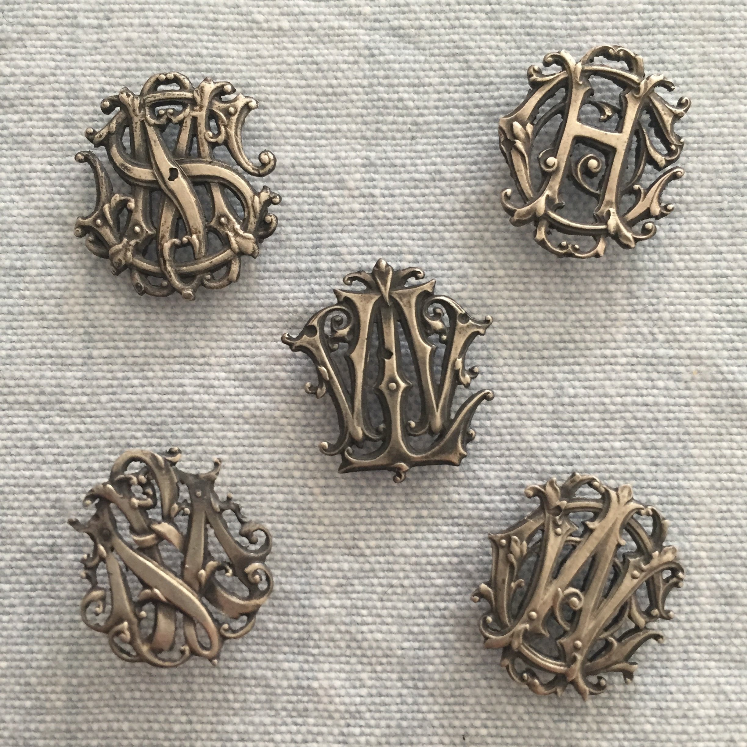 Pince à Broche/robe Ancienne Art Nouveau (1895-1910) Plaquée Argent - Vintage, Allemagne/US