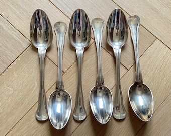 12 スープスプーンシルバーメタルアールヌーボースタイル花装飾金細工