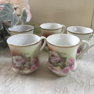 Adorable set of Vintage Demitasse/Chocolate  Cups from Germany