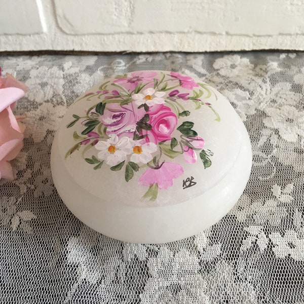 Beautiful Alabaster Shabby Chic Trinket Jar