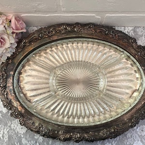 Beautiful vintage serving tray