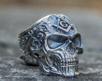 925 Sterling Silver Freemason Freimaurer Masonic Skull & Pillars Square Ring 925 Sterling Silver Freemason Freimaurer Masonic Skull & Pillars Square Ring