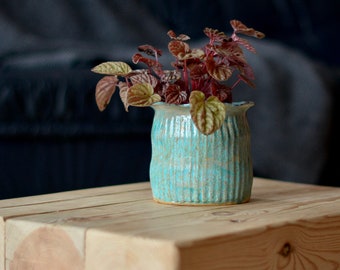 Minimalist Turquoise Green Planter