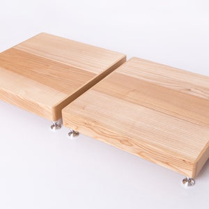 2 Pieces Speaker Stands. Speaker Isolation Stand Sturdy and Stable Speaker Holder Subwoofer Audio Isolation. Audio stand
