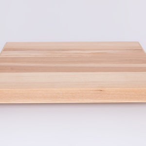 Platform shelf for a vinyl player plate on spikes, vibration stabilization. Audio stand