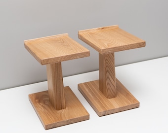 Speaker Stands, Natural Wood with Vibration Isolation