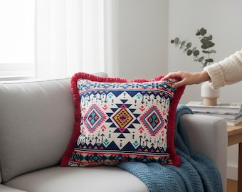 Südwestlichen Azteken Kissenbezug mit Fransen | Boho Tribal Kissen | Buntes Geometrisches Akzent-Kissen