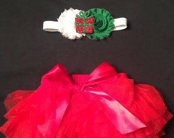 Baby Girl Red Christmas Bloomers  - Matching Christmas Present Headband - Diaper Cover Ruffle Shorts Newborn First Christmas Photo Prop