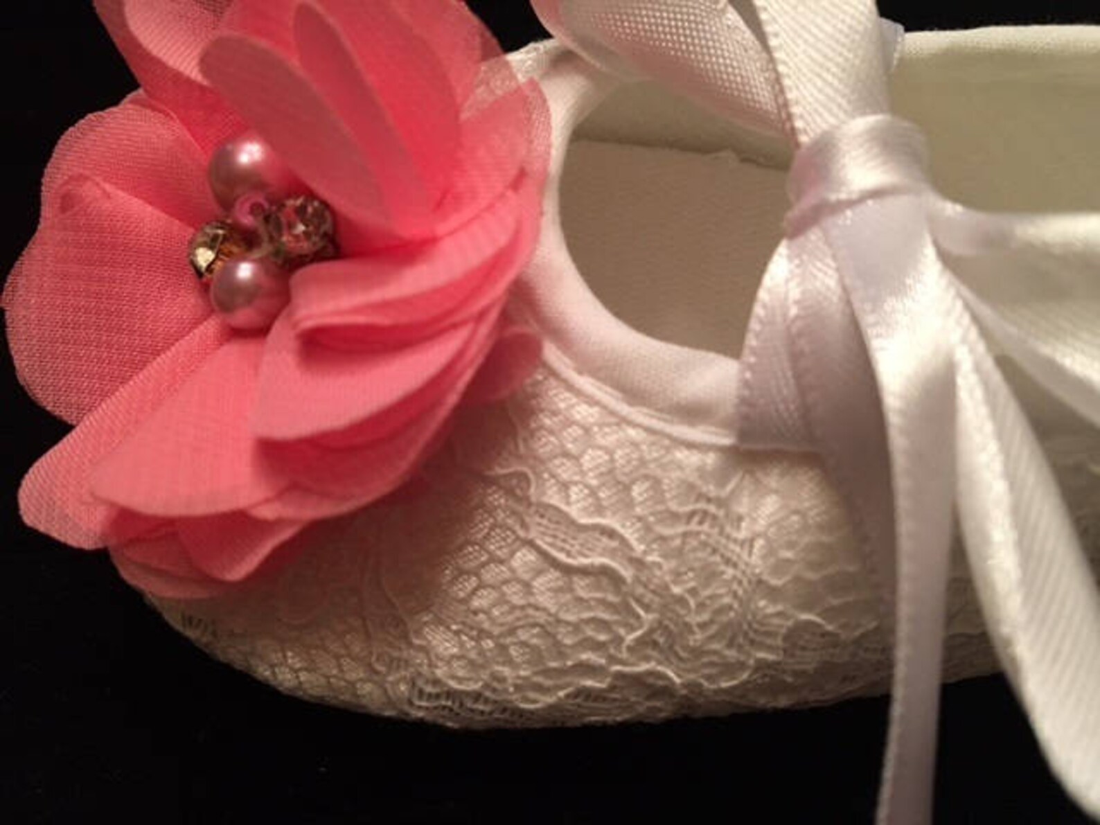 white lace baby shoes with pink flower accent - baby flower girl shoes - baby dress christmas shoes - baby ballet slippers