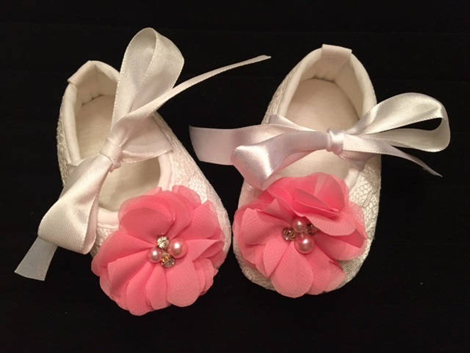 white lace baby shoes with pink flower accent - baby flower girl shoes - baby dress christmas shoes - baby ballet slippers