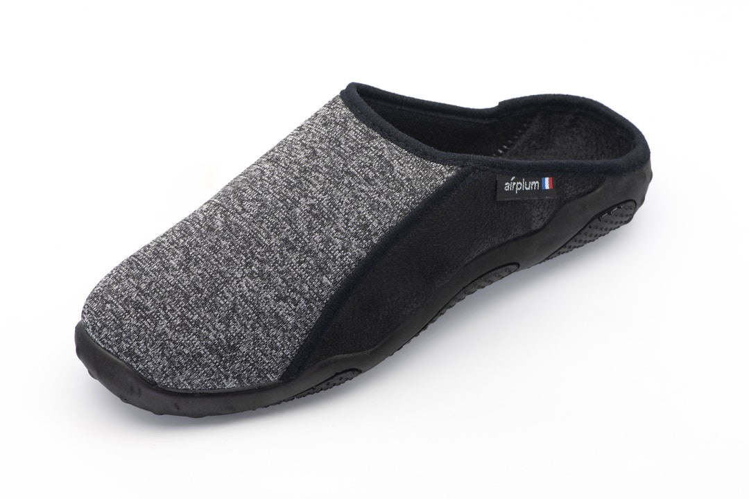 Pantoufles légères et flexibles en mousse à mémoire de forme pour