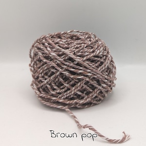 NETTLE & BANANA YARN by the 10 meter, vegan friendly, dyed, ethically made, pictures are for color reference only.