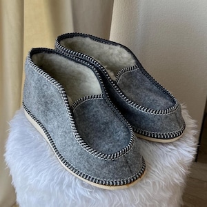 Ukrainian Gray Wool Slippers (chuni), Traditional Carpathian Home Shoes, Wool Hutsul Chuni, Christmas Gift, Made in Ukraine