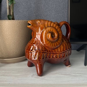 Ukrainian traditional ceramic jug (lembyk) in a lamb shape, Vasylkiv Maiolica, Vintage Pottery, Made in Ukraine