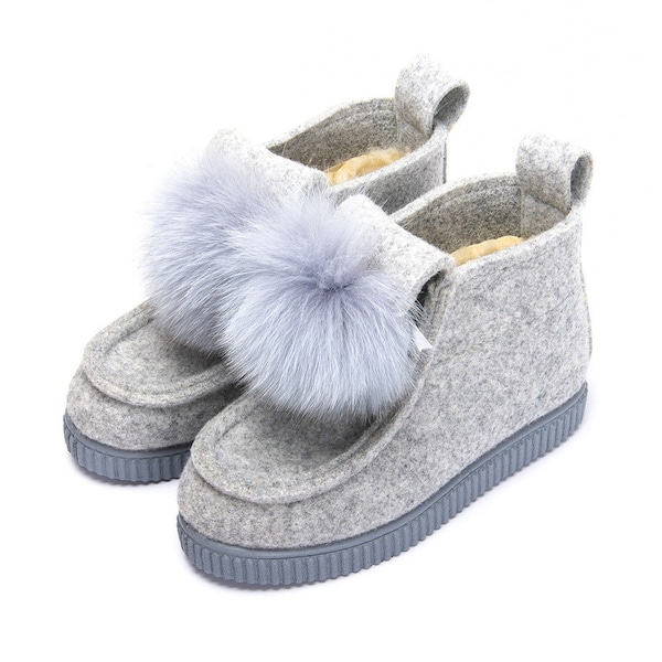 Ukrainian grey felt&wool winter shoes (valeshi), women's boots