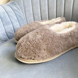 Ukrainian Wool Slippers: Cozy Beige Wool Home Shoes
