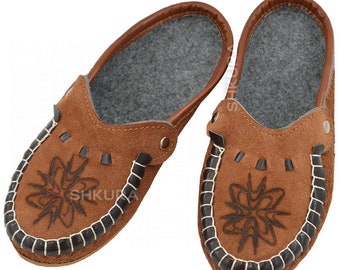 Ukrainian natural brown suede slippers, Сarpathian souvenir