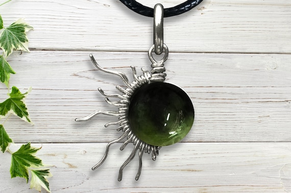Black Green Tourmaline Sunburst Wire Pendant- Silver/Steel/Copper/Bronze/14K Gold 14K Rose Gold/Black Niobium Bracelet Charm - Bi-Color
