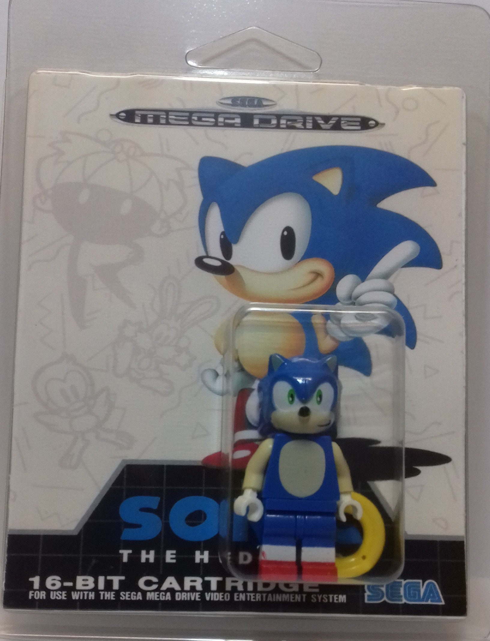 Custom Lego Sonic the Hedgehog mini figure with display