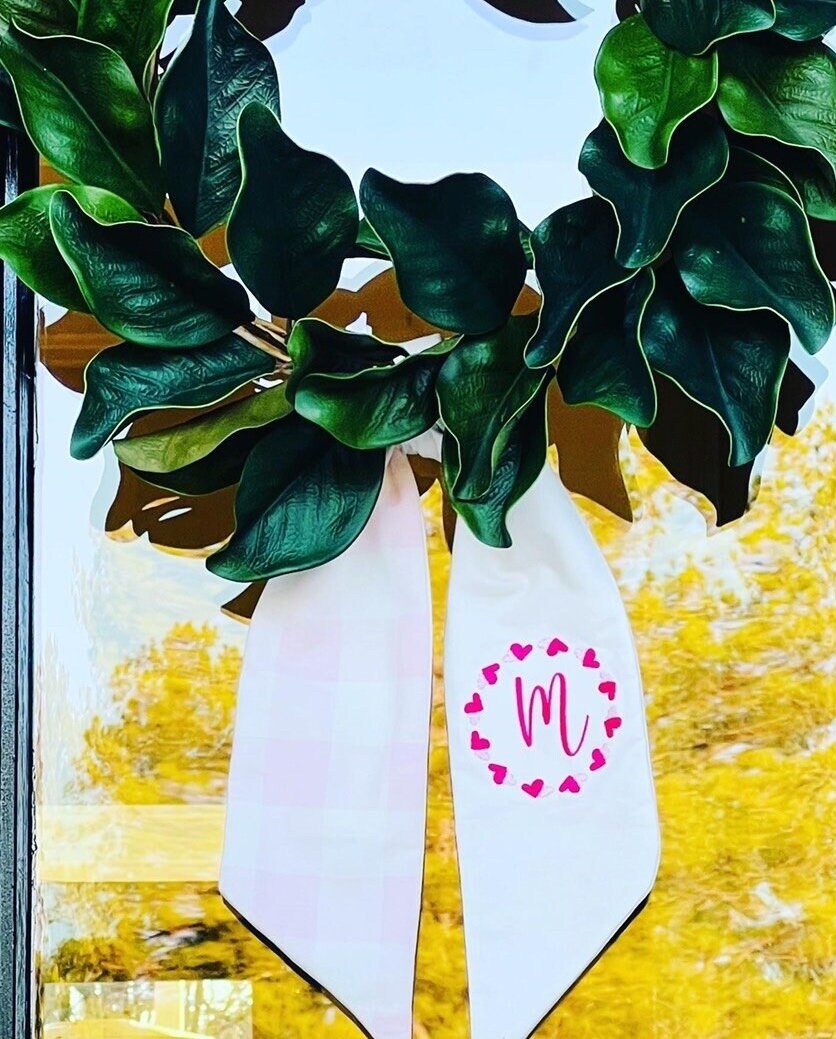 Valentine's XO Heart Wreath Sash - Carolina Dandy