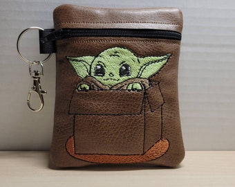 Little green guy zipper bag