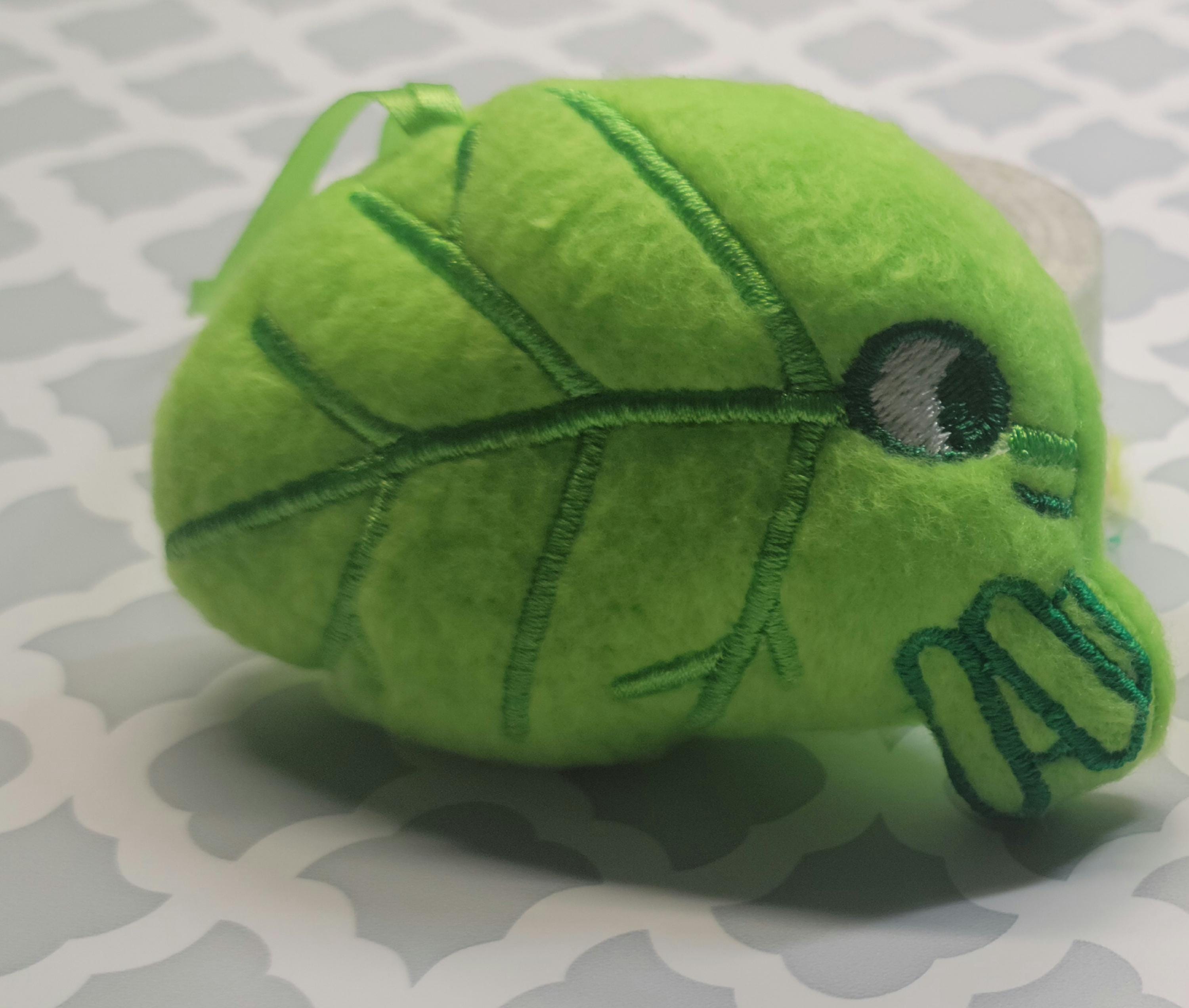 Walking Leaf Plushie, Leafy SMALL or Extra Small Ornament - Etsy