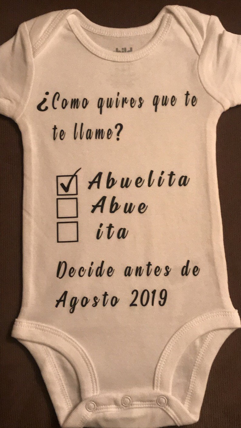 Baby announcement onesie for grandma or grandpa in spanish | Etsy